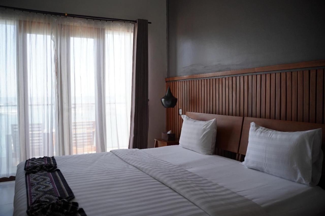 Hotel Escape Bajo à Labuan Bajo Extérieur photo
