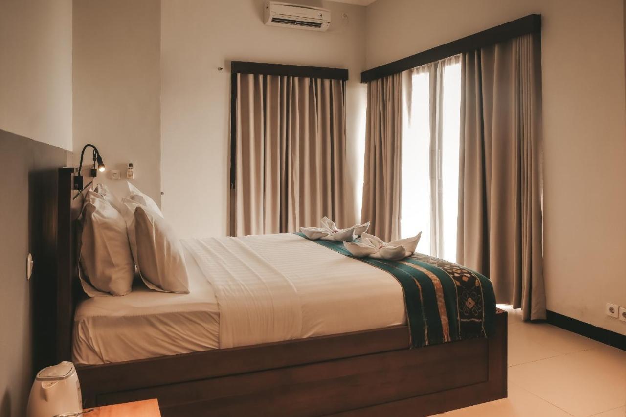 Hotel Escape Bajo à Labuan Bajo Extérieur photo