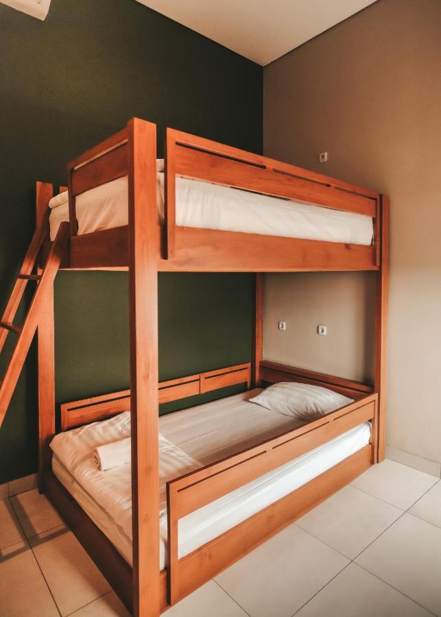 Hotel Escape Bajo à Labuan Bajo Extérieur photo