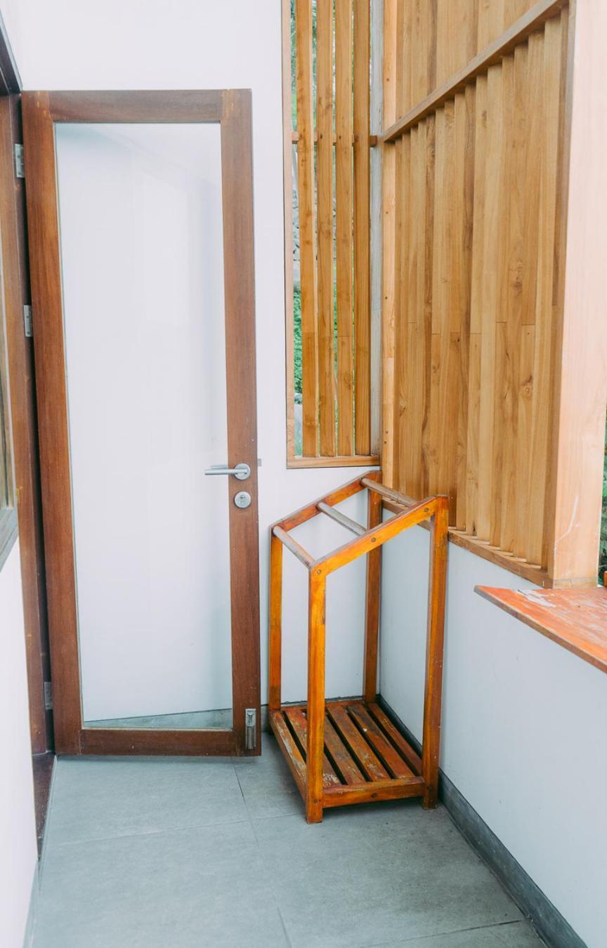 Hotel Escape Bajo à Labuan Bajo Extérieur photo