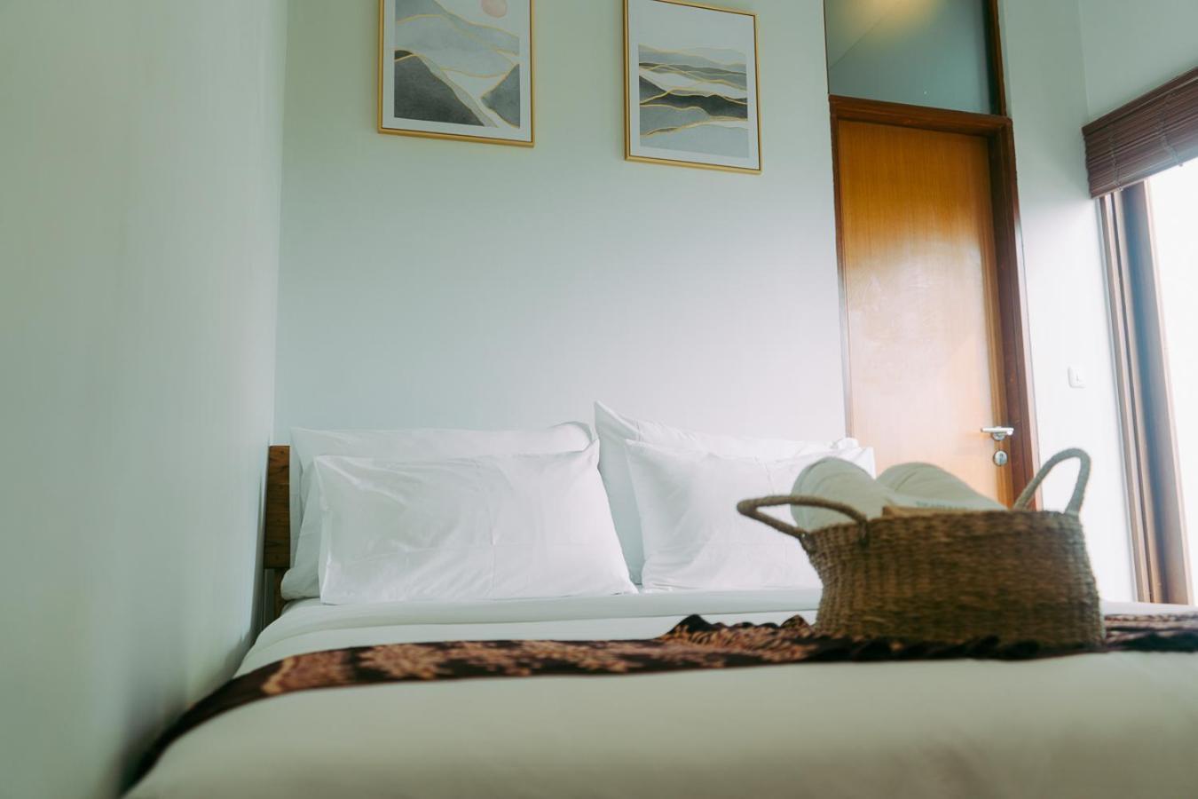 Hotel Escape Bajo à Labuan Bajo Extérieur photo
