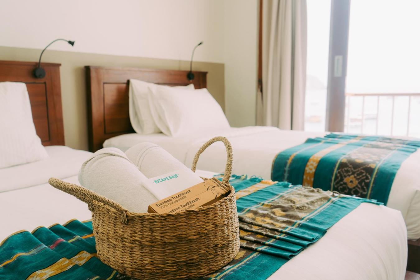 Hotel Escape Bajo à Labuan Bajo Extérieur photo